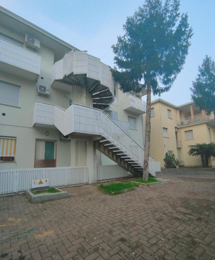 Residence Stella Polare Bibione Buitenkant foto